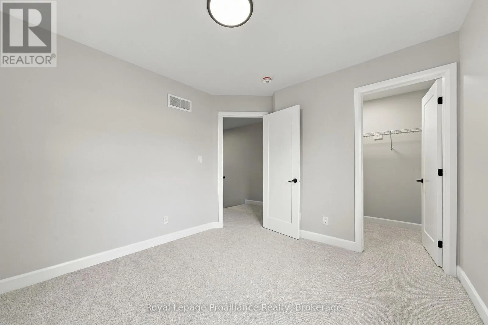 77 COUSINS CRESCENT