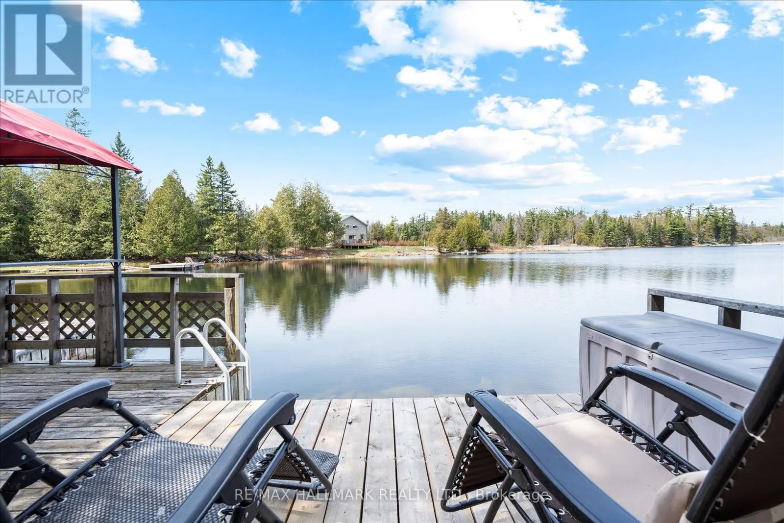25 LITTLE SILVER LAKE WAY