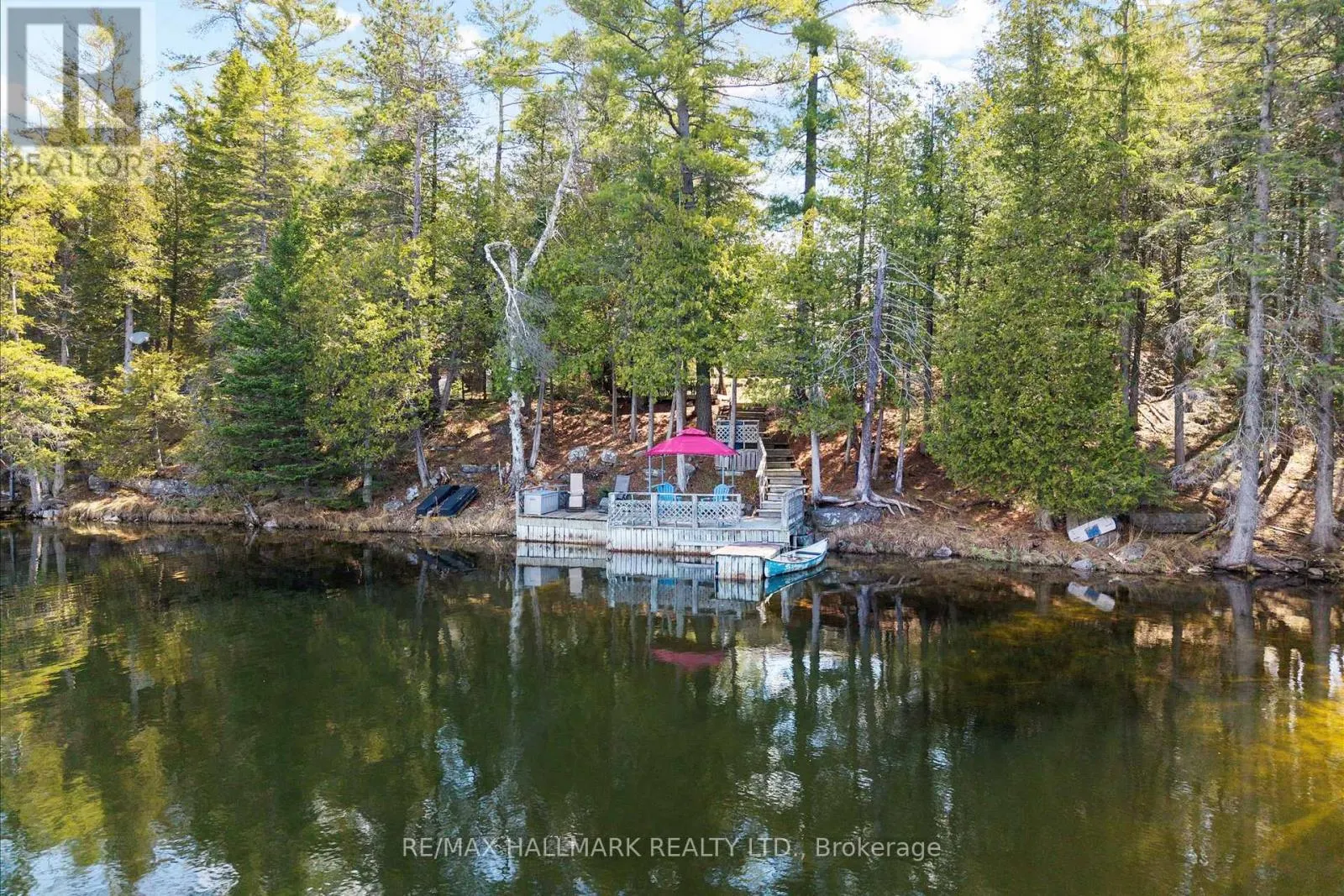 25 LITTLE SILVER LAKE WAY