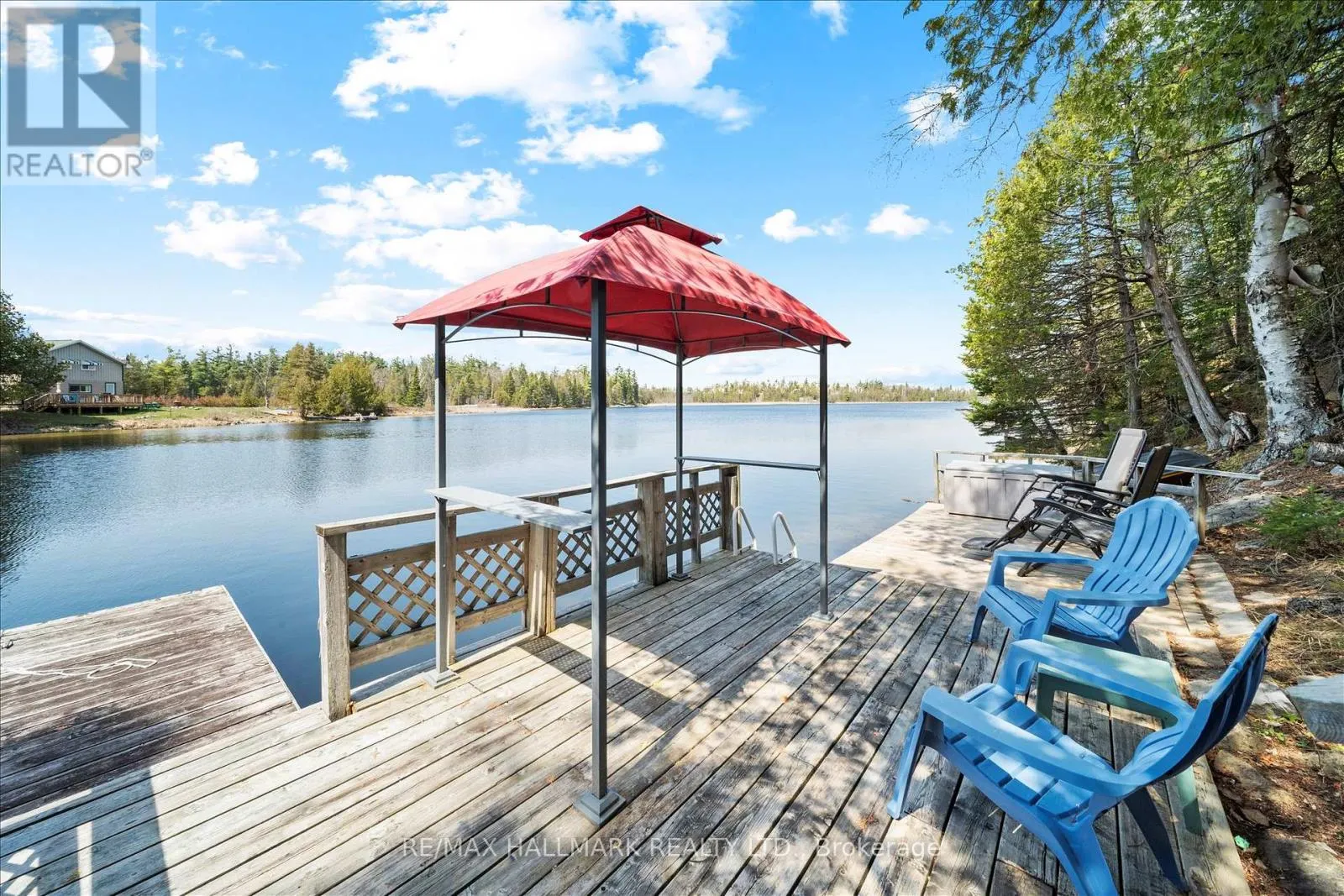 25 LITTLE SILVER LAKE WAY