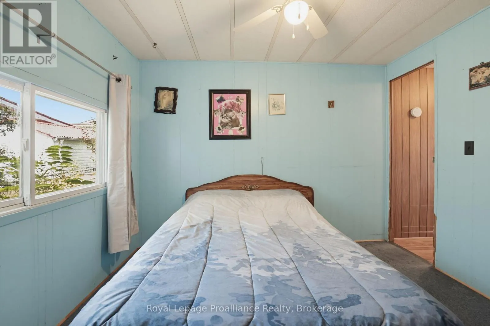 5 KENNETH BOULEVARD