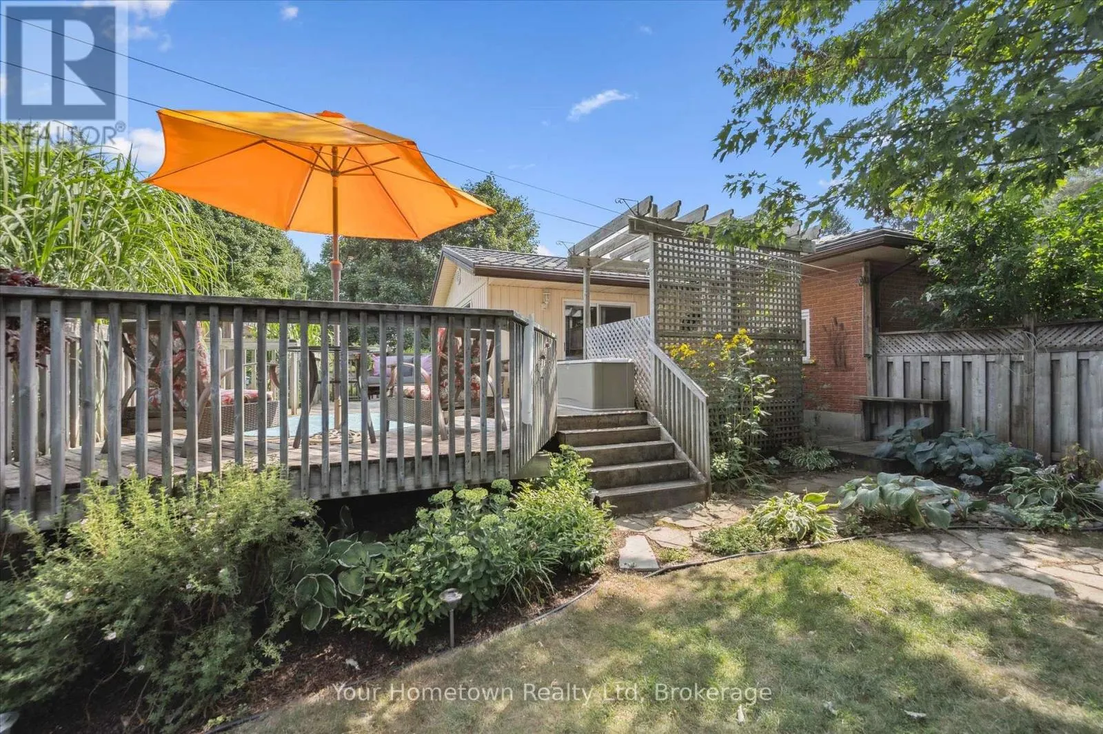 220 COLBORNE STREET