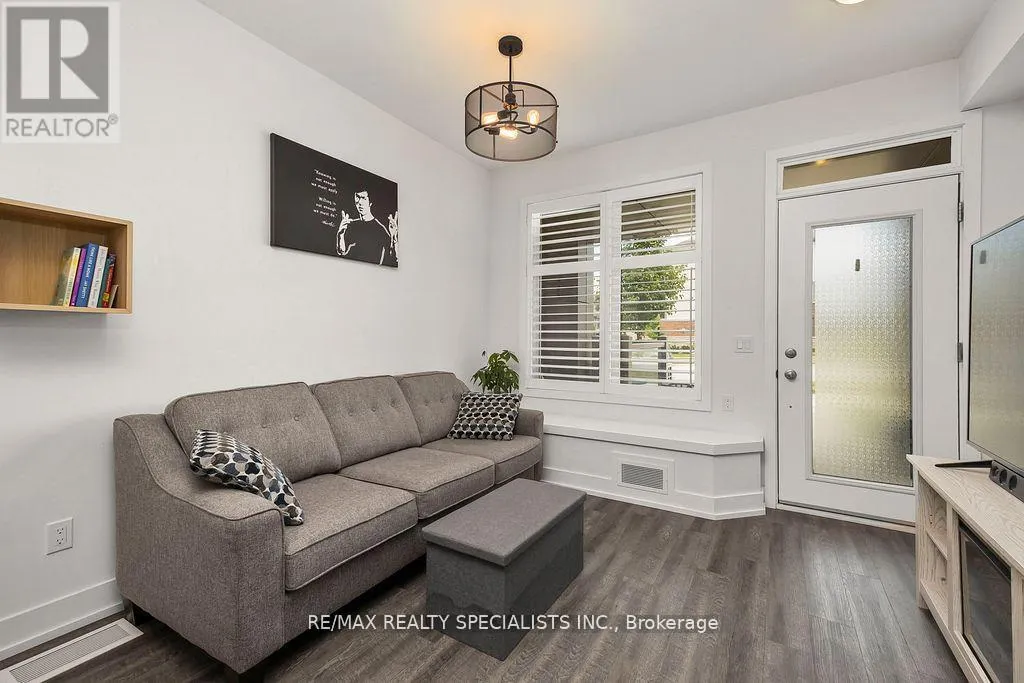 2 - 261 SKINNER ROAD