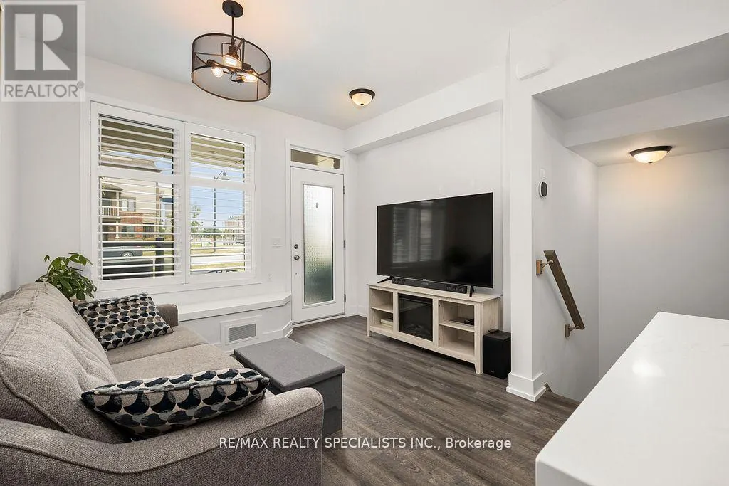 2 - 261 SKINNER ROAD