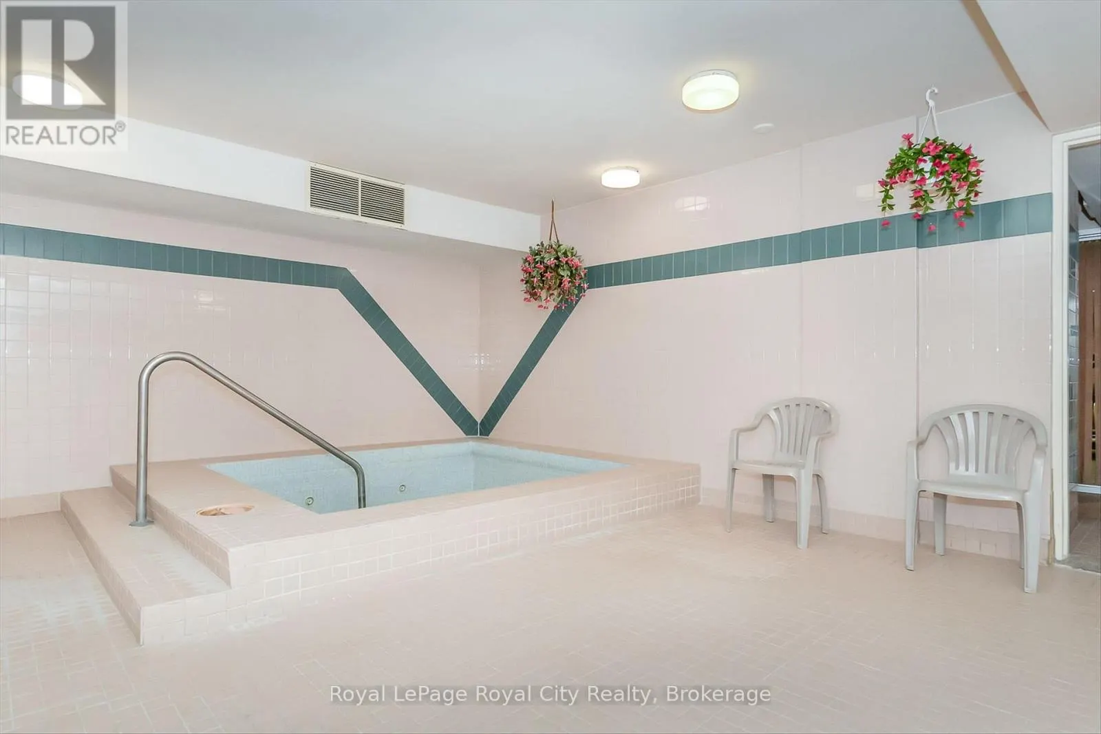 206 - 93 WESTWOOD ROAD #206