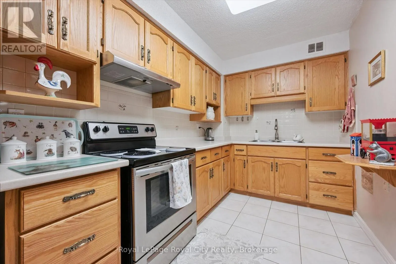 206 - 93 WESTWOOD ROAD #206
