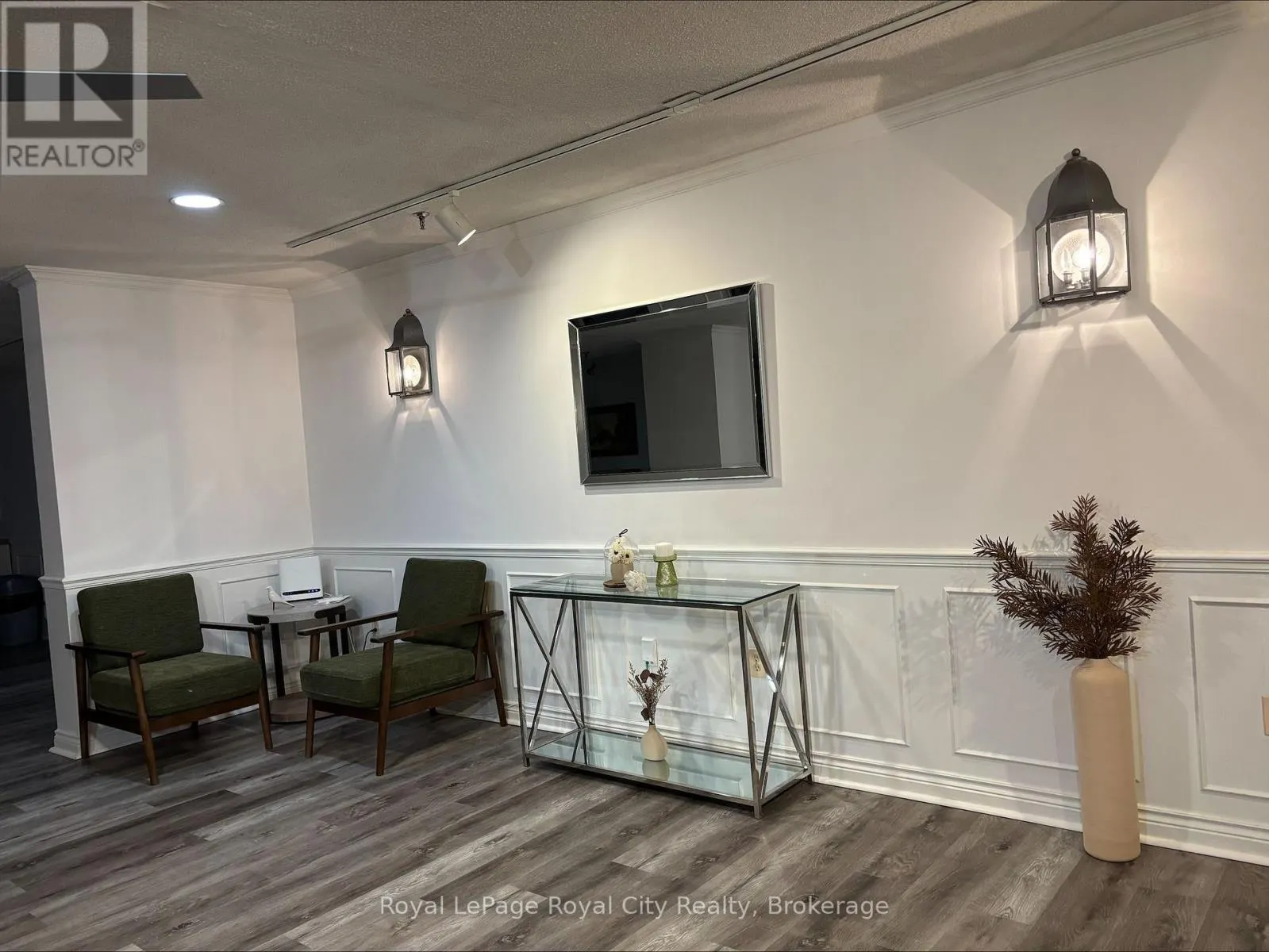 206 - 93 WESTWOOD ROAD #206