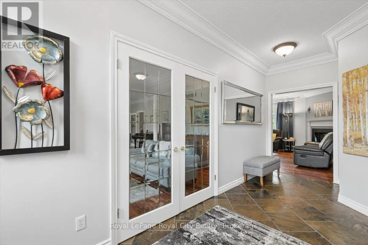 26 BRIDLE PATH