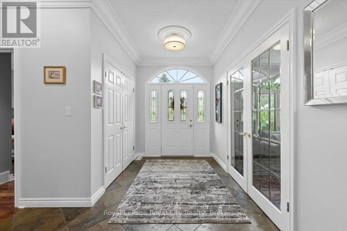 26 BRIDLE PATH