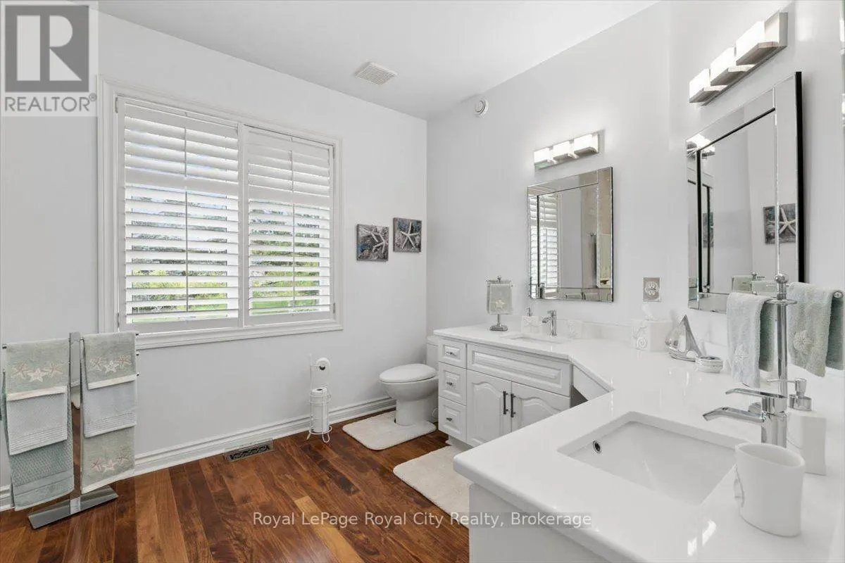 26 BRIDLE PATH