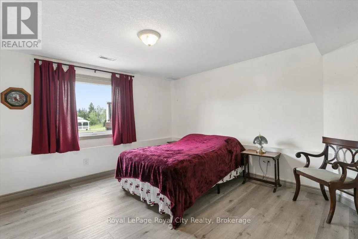 26 BRIDLE PATH