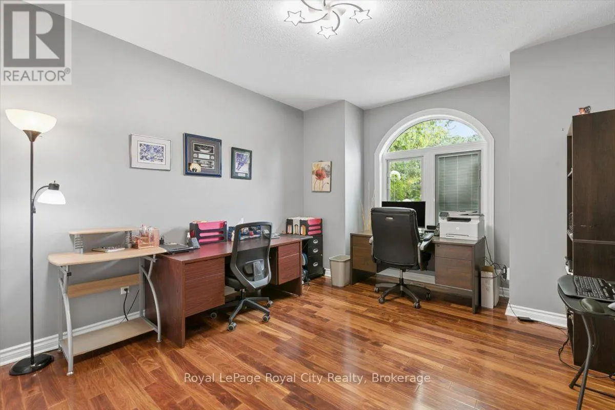 26 BRIDLE PATH