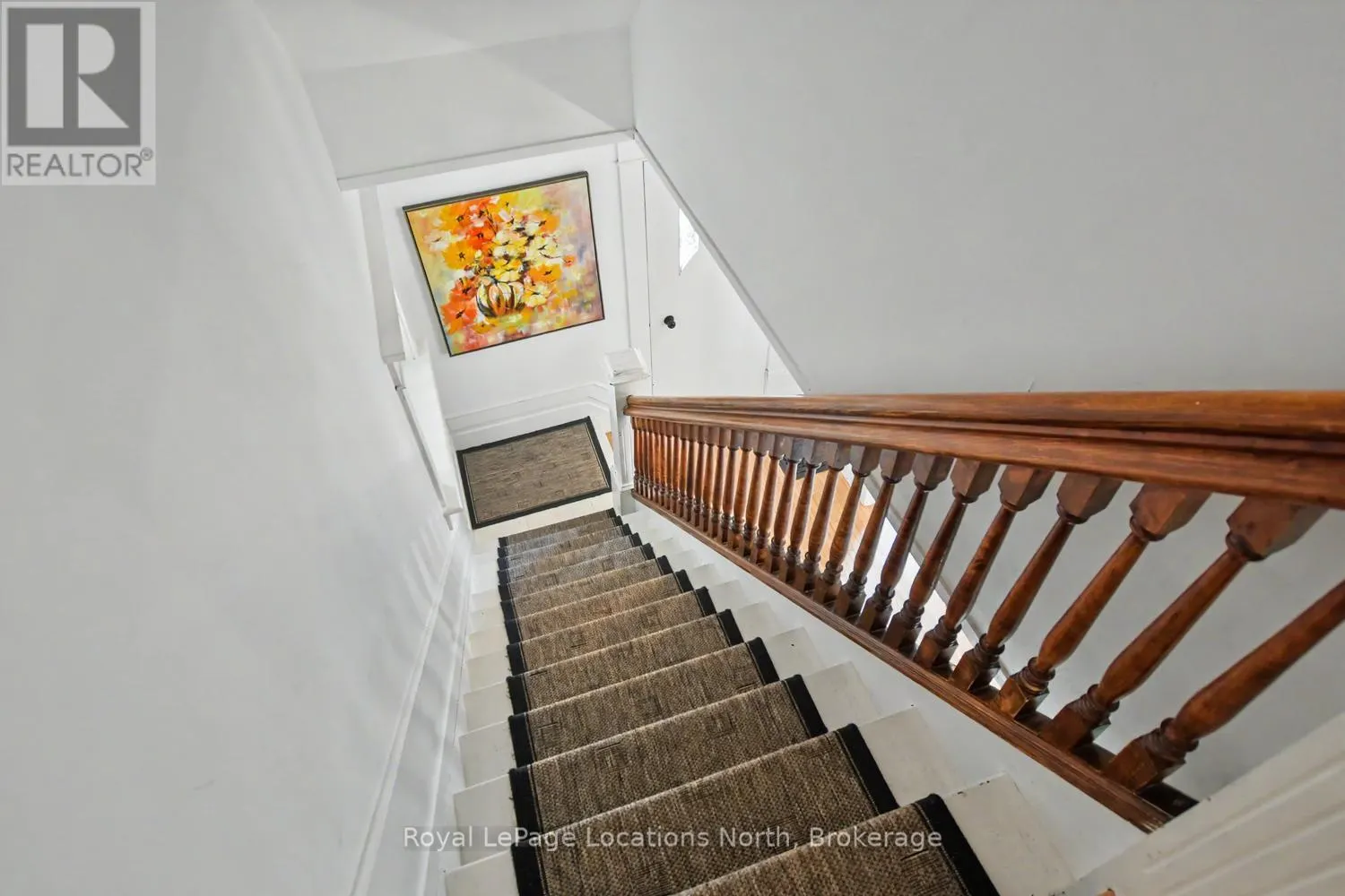 135 MARSHALL STREET E