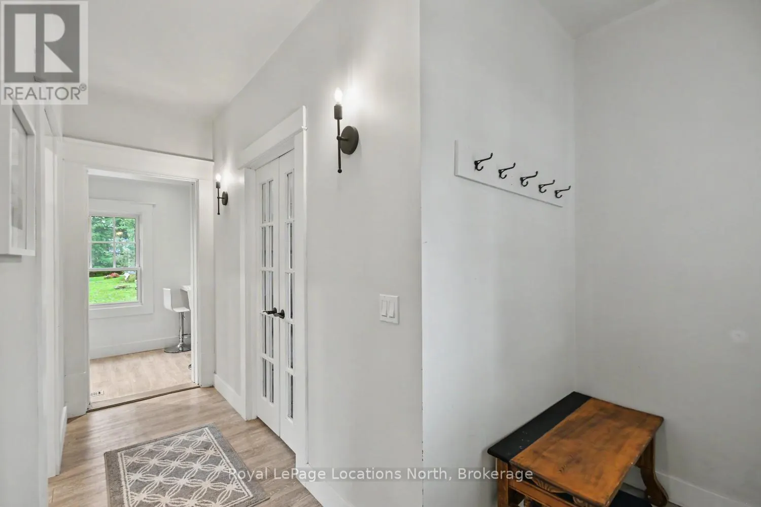 135 MARSHALL STREET E