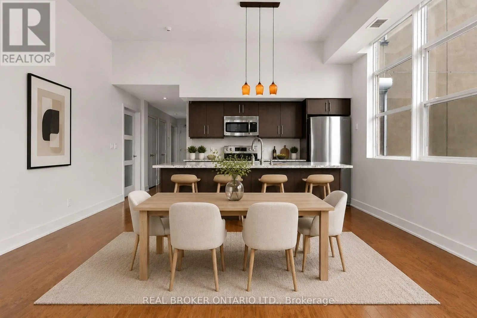 207 - 345 ST DENIS STREET