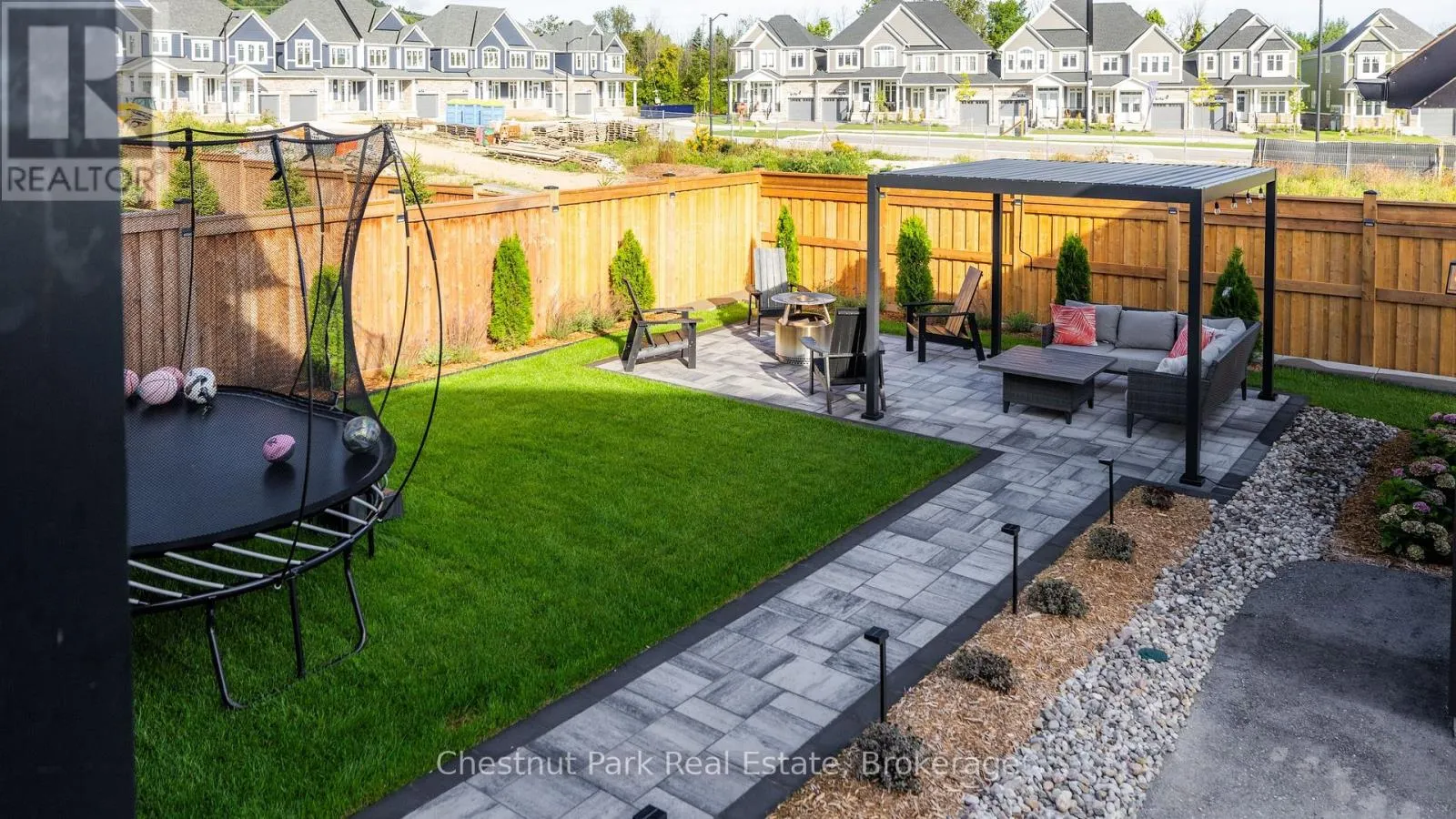 144 BLACK WILLOW CRESCENT
