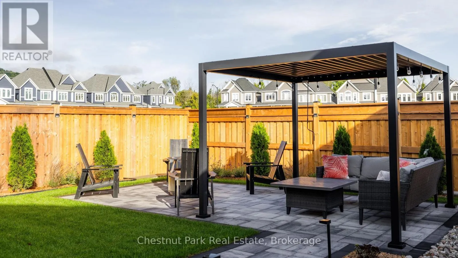 144 BLACK WILLOW CRESCENT
