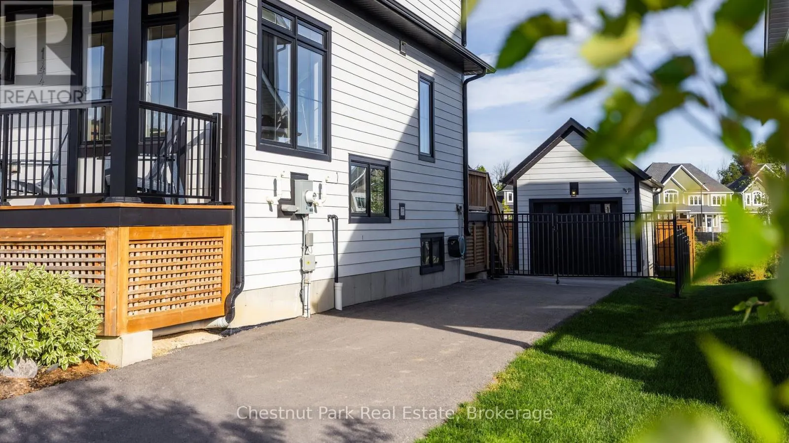 144 BLACK WILLOW CRESCENT