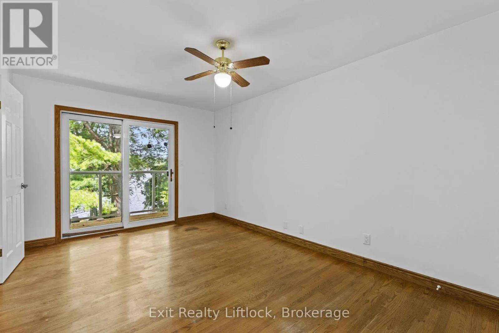 3262 BUCKHORN LANE