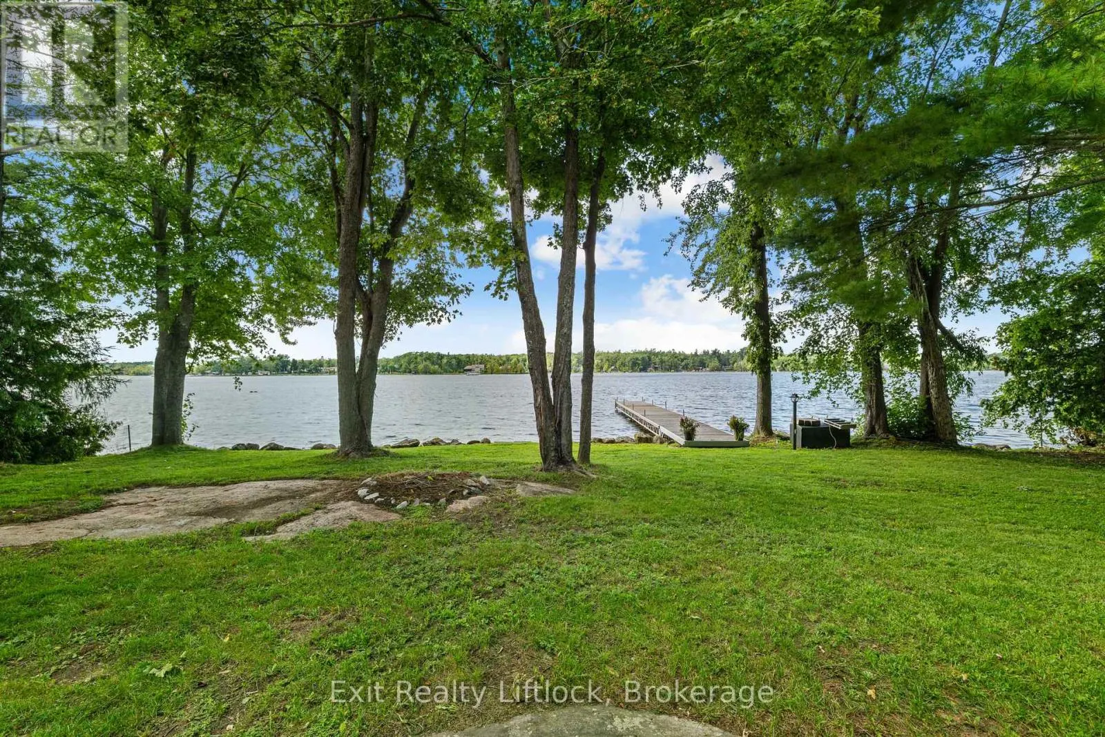 3262 BUCKHORN LANE