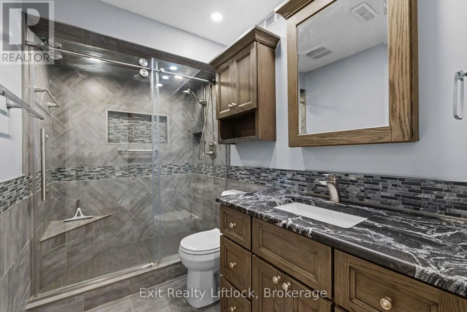 3262 BUCKHORN LANE
