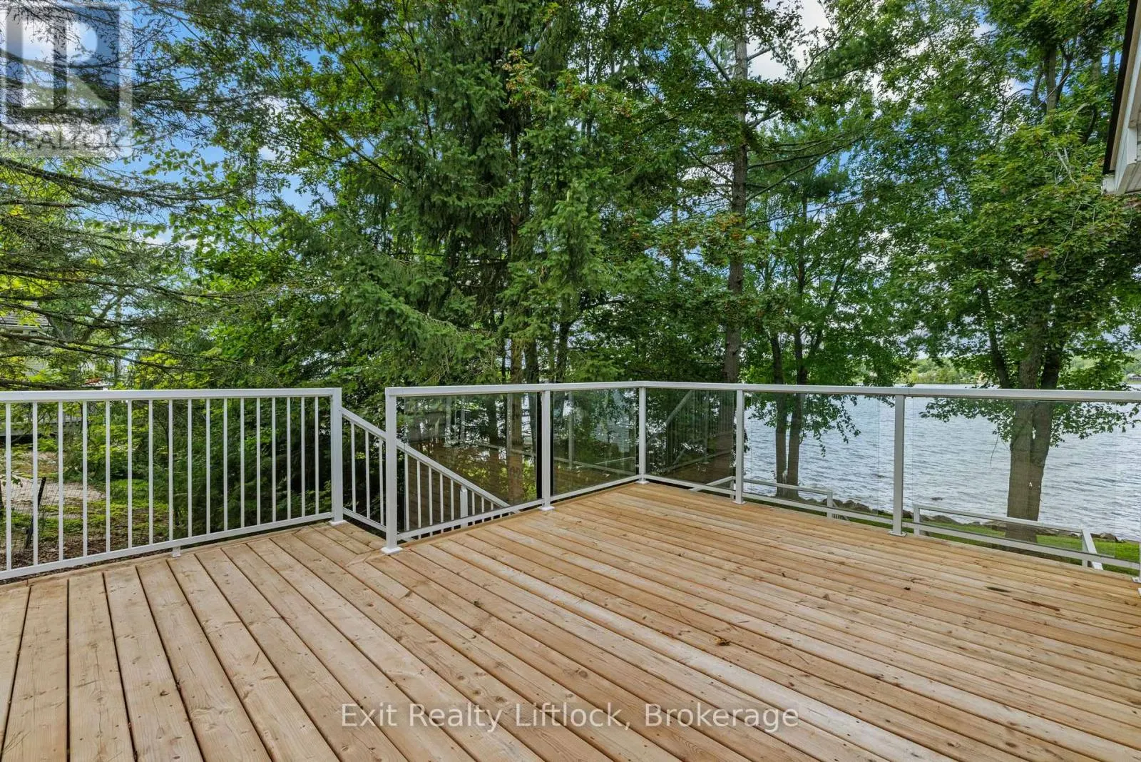 3262 BUCKHORN LANE
