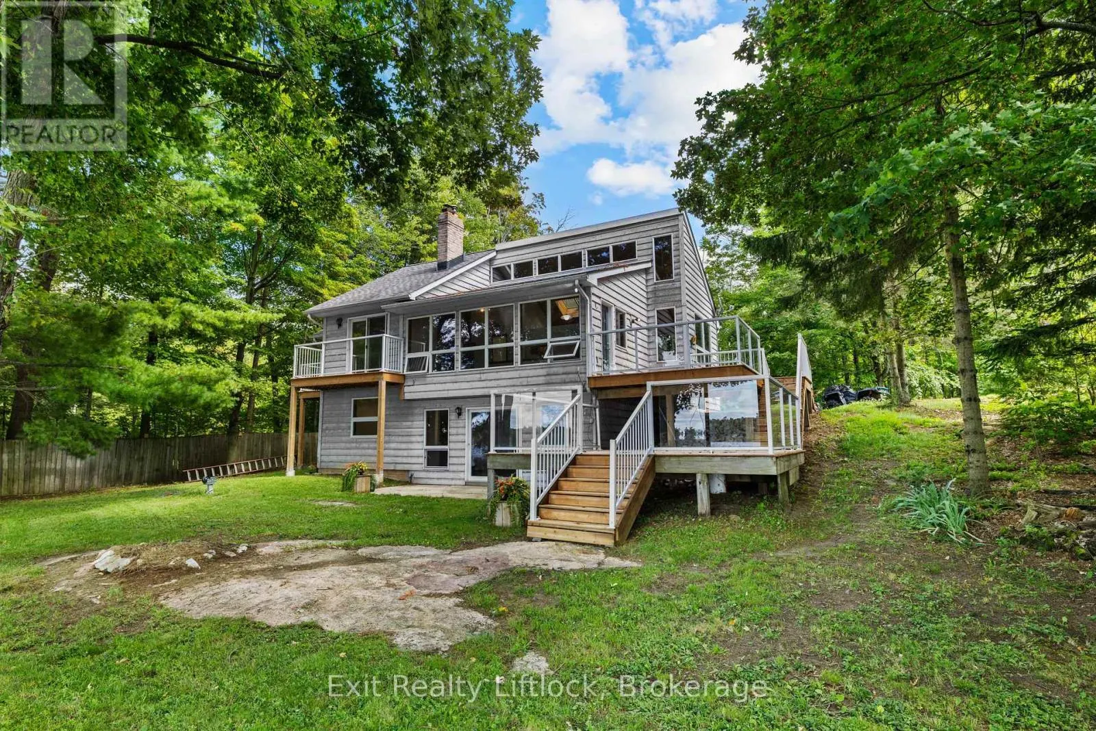 3262 BUCKHORN LANE