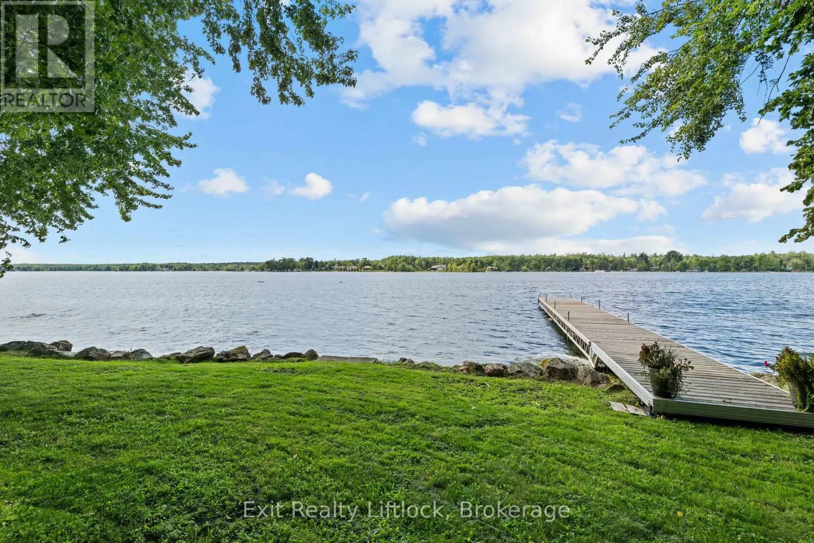 3262 BUCKHORN LANE