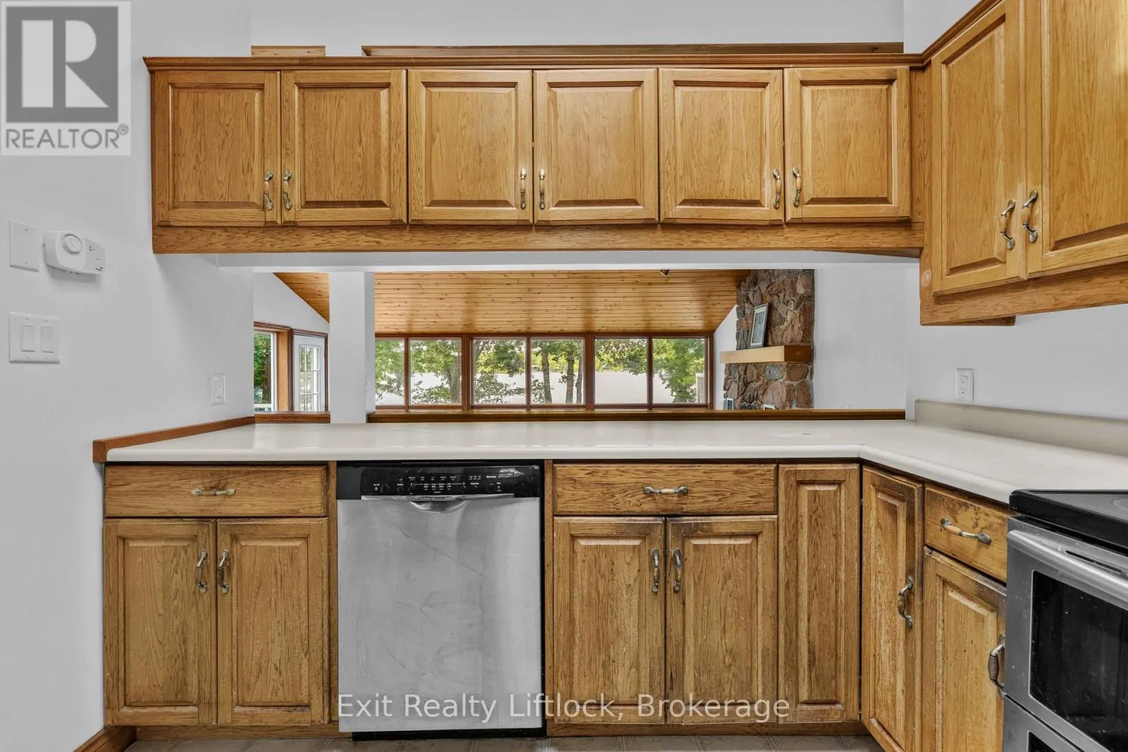 3262 BUCKHORN LANE