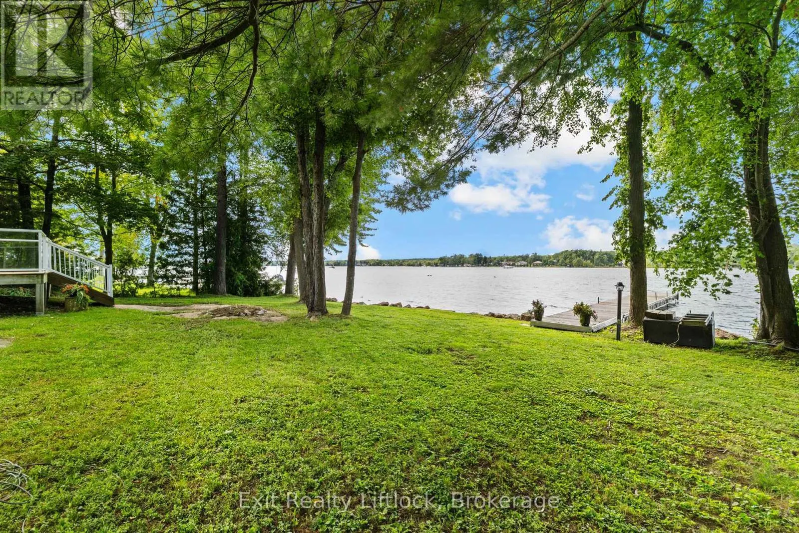3262 BUCKHORN LANE