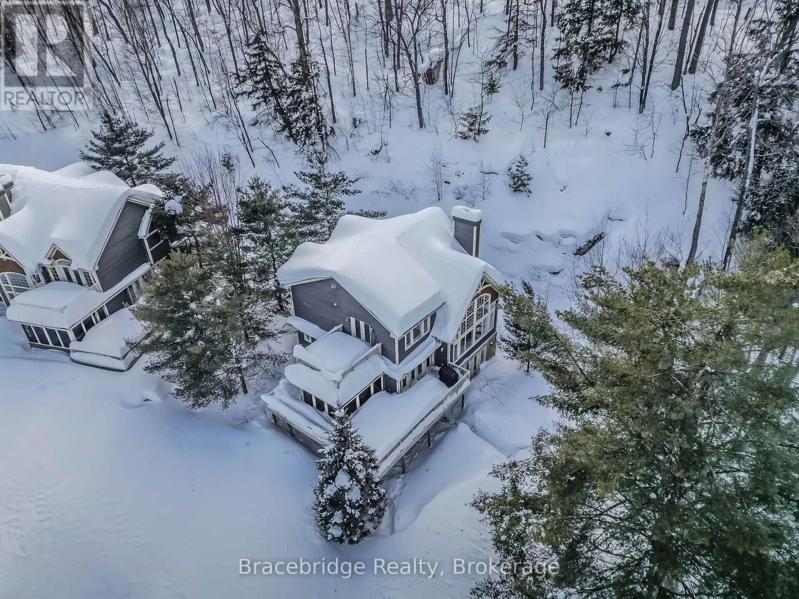 WATER'S EDGE W1 - 3876 MUSKOKA RD 118 HIGHWAY W