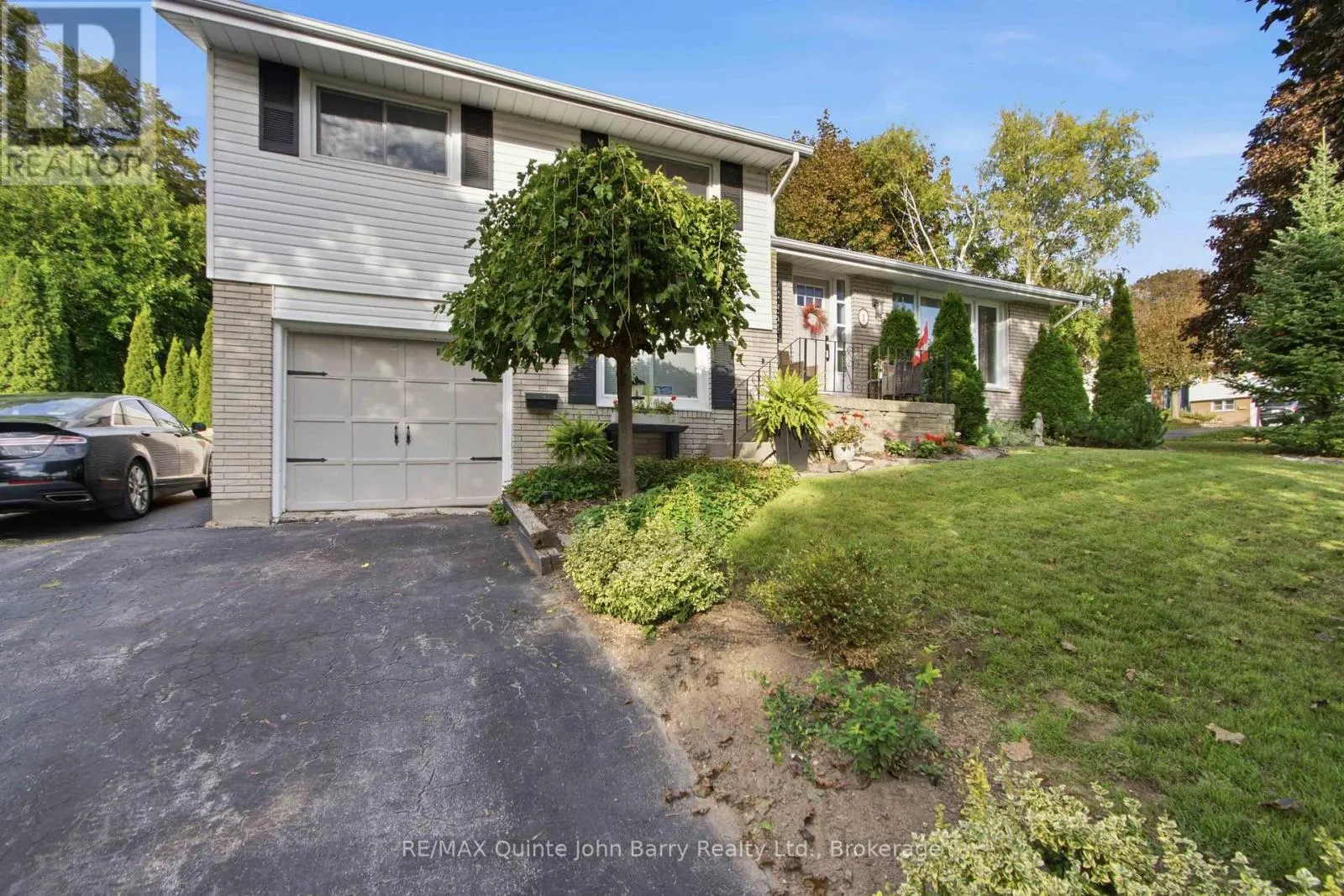 1 PARKSIDE DRIVE