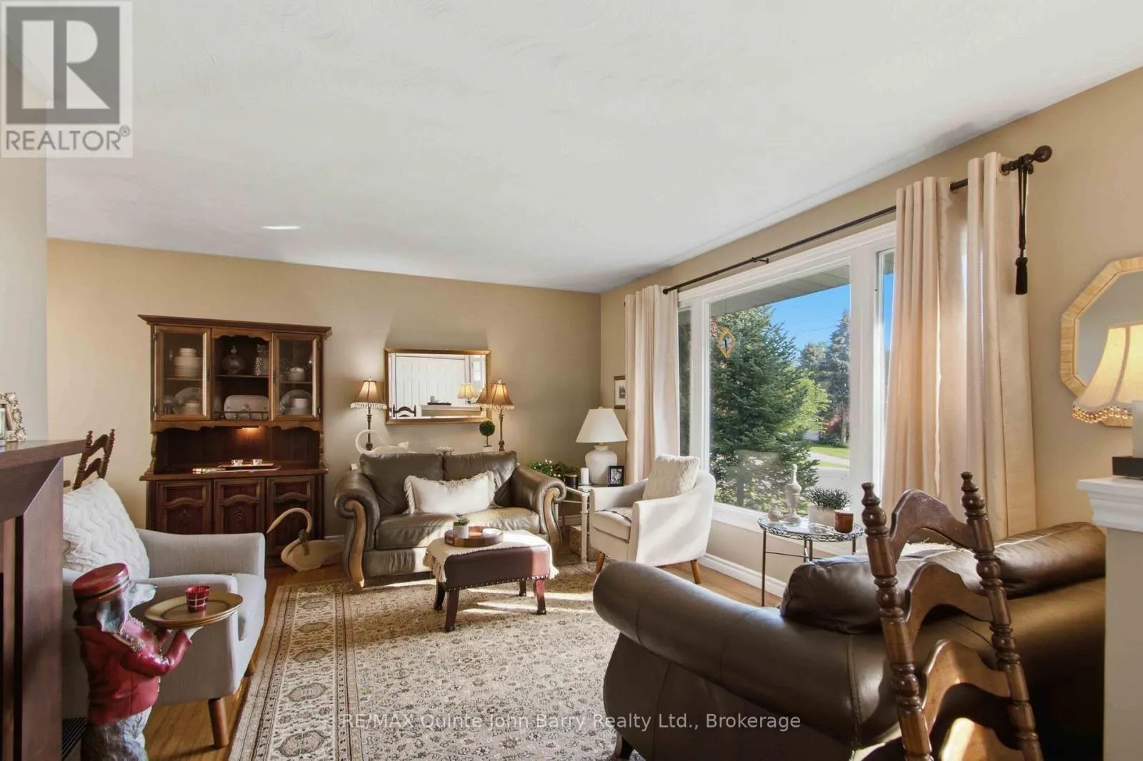 1 PARKSIDE DRIVE