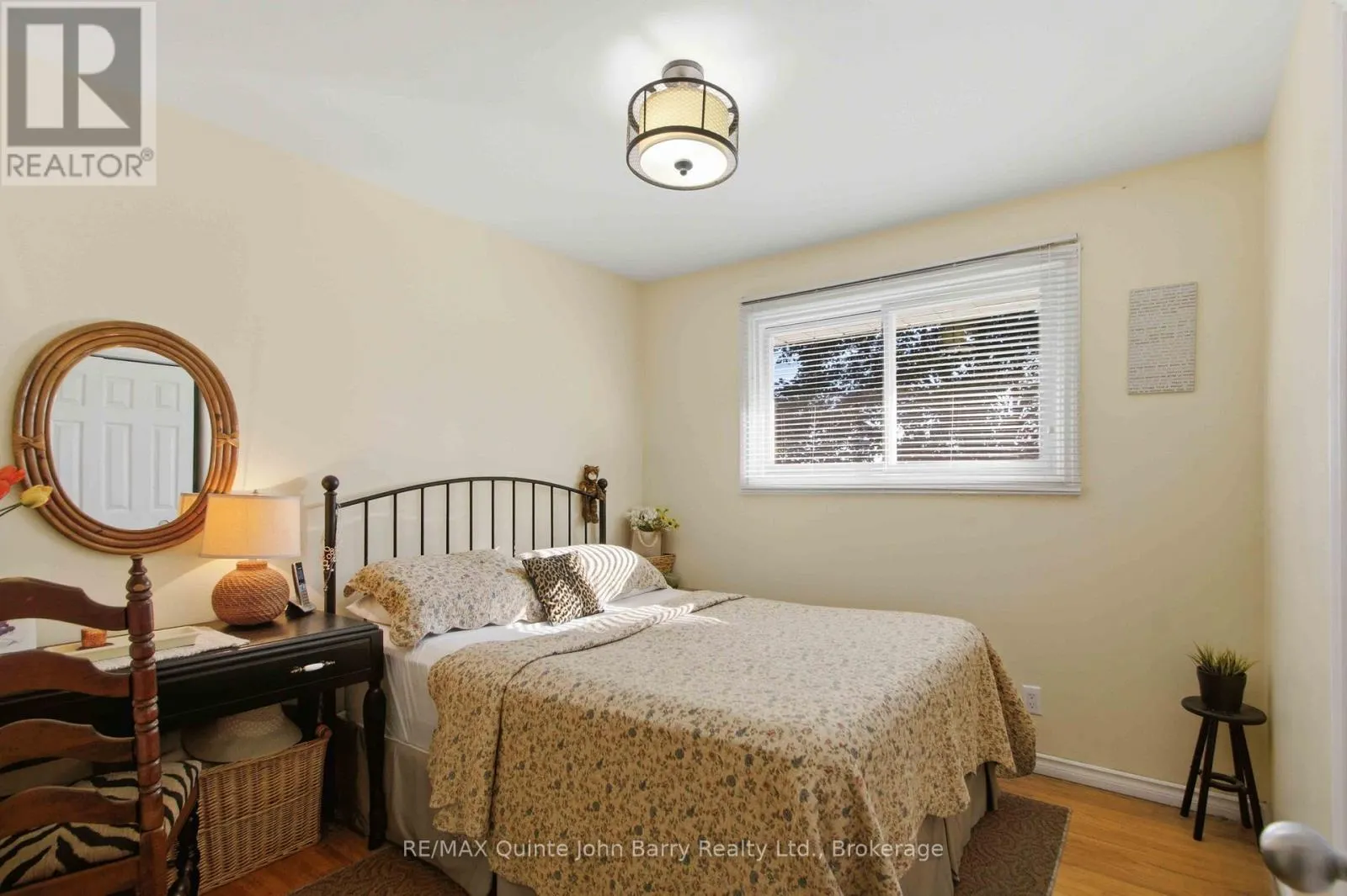 1 PARKSIDE DRIVE