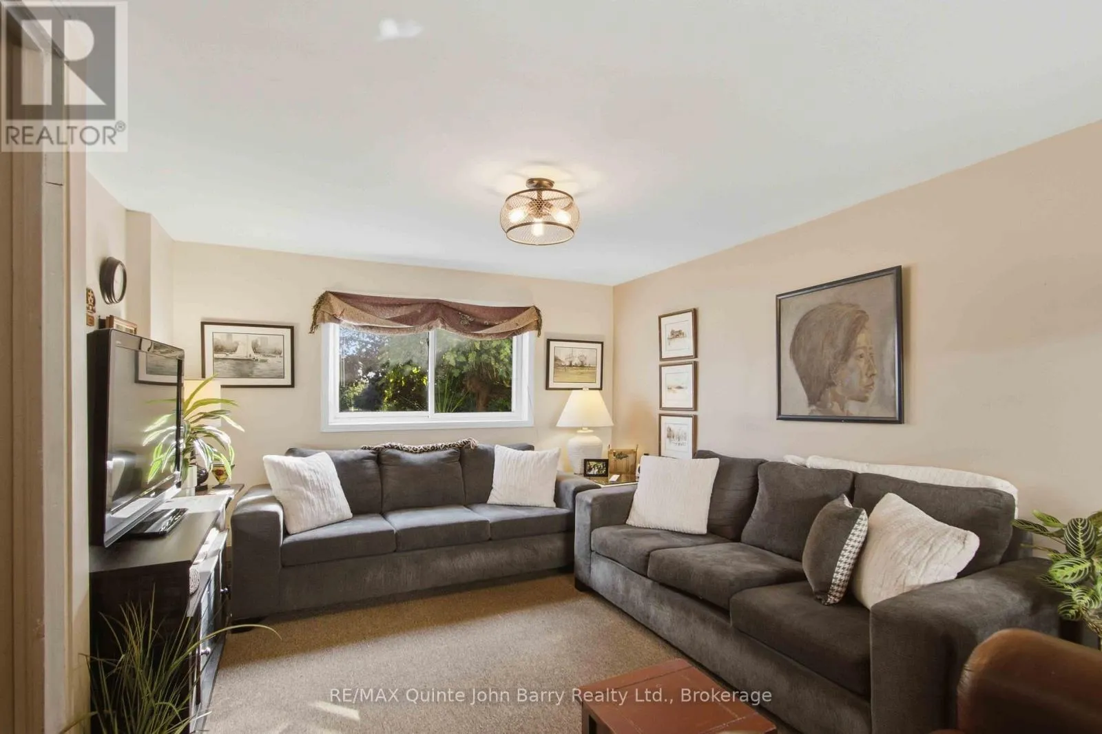 1 PARKSIDE DRIVE