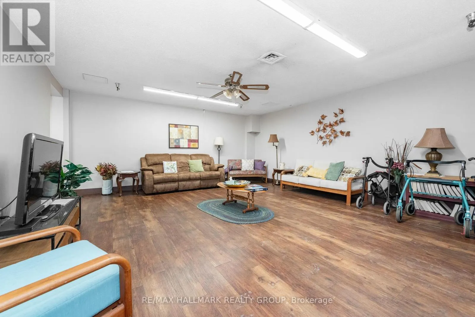 #214 - 1505 BASELINE ROAD