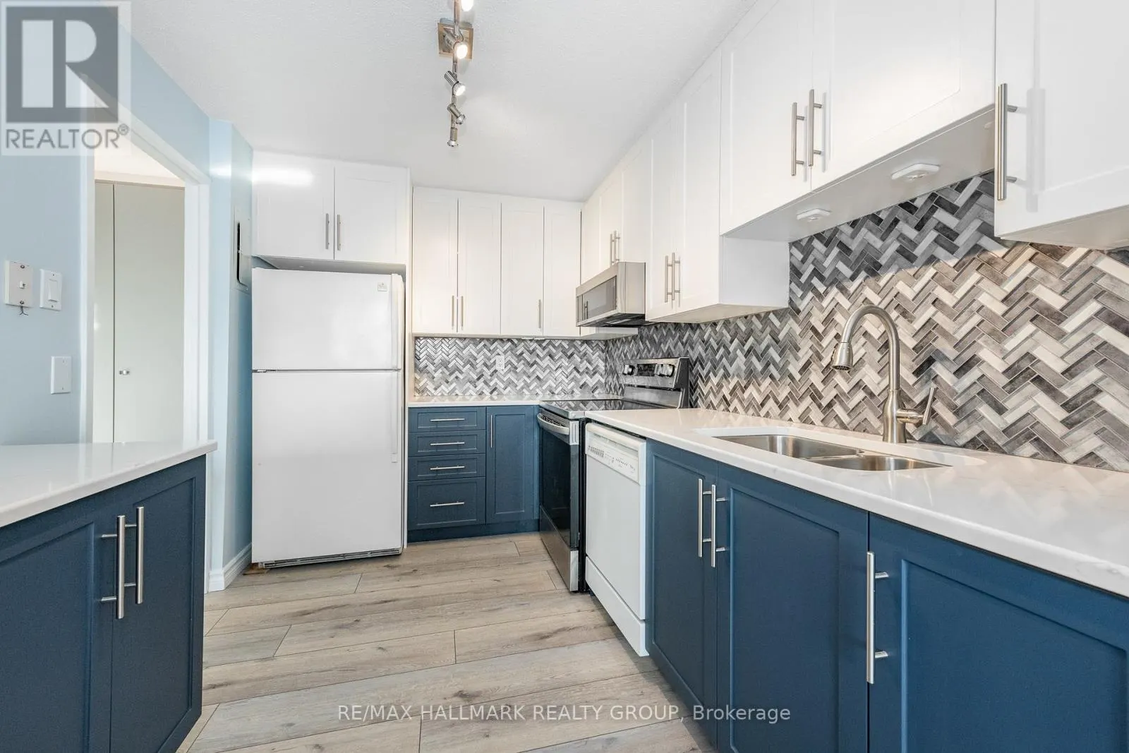 #214 - 1505 BASELINE ROAD