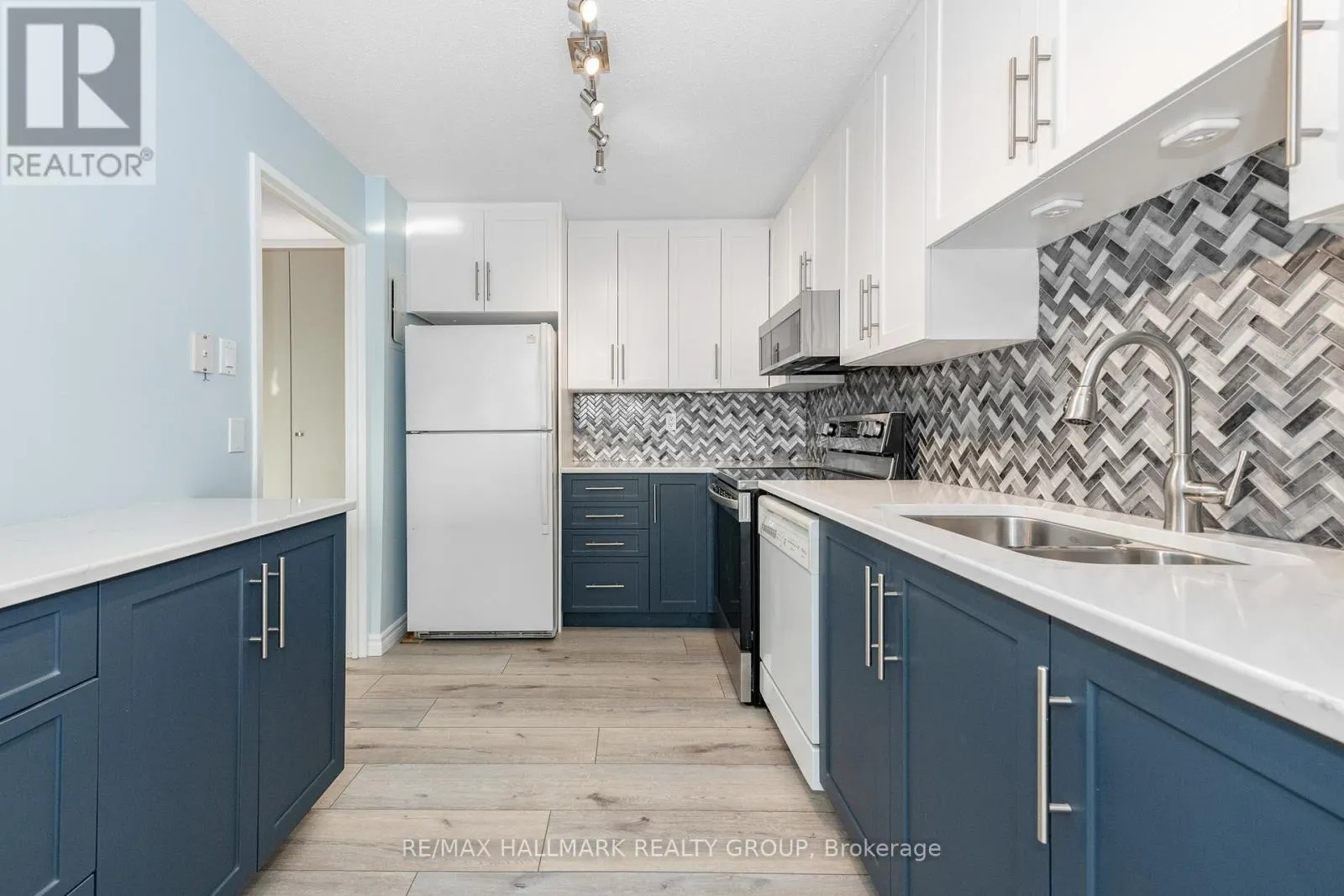 #214 - 1505 BASELINE ROAD