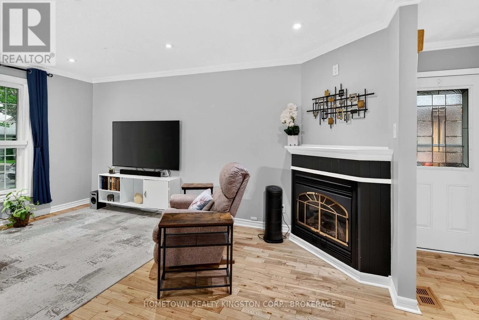 60 GUTHRIE DRIVE