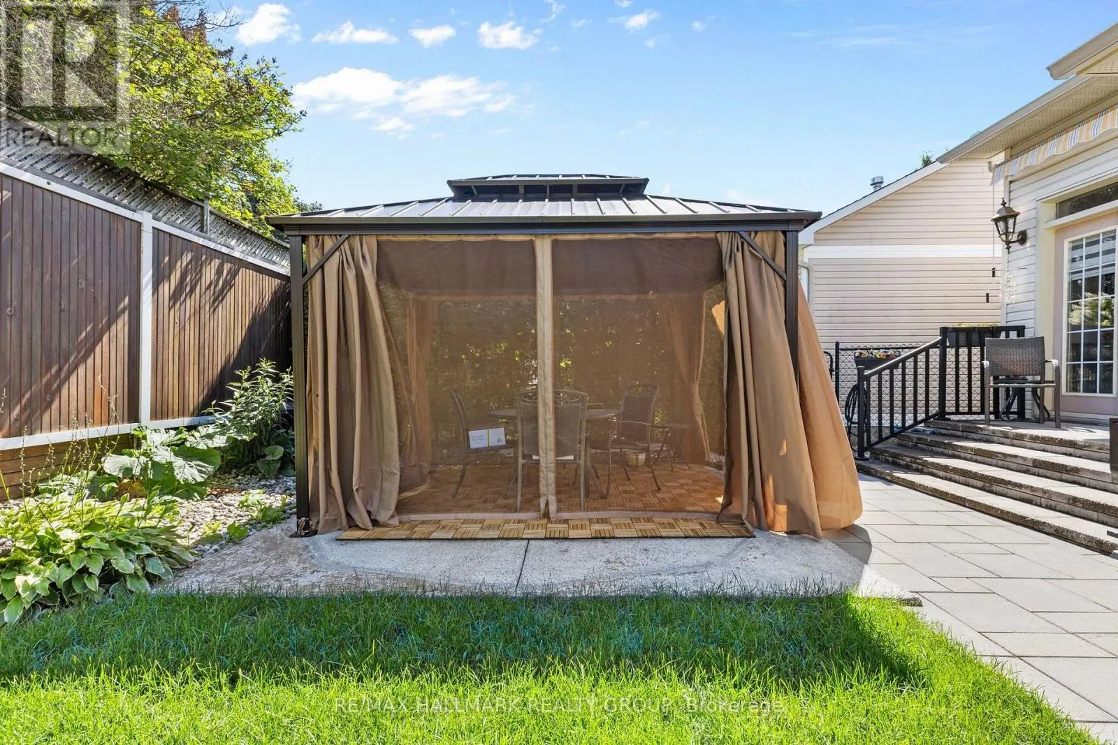 2093 AUBURN RIDGE DRIVE