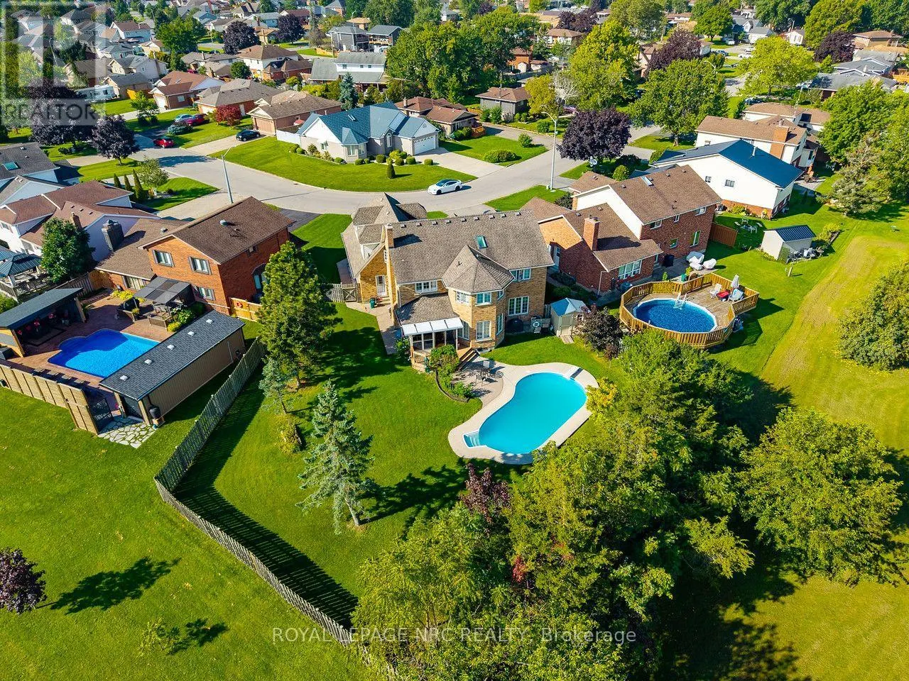 21 ELMVALE CRESCENT