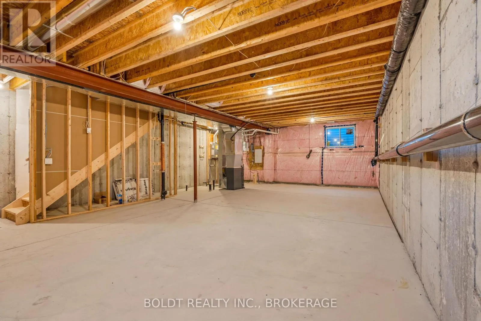 27 WELLSPRING WAY