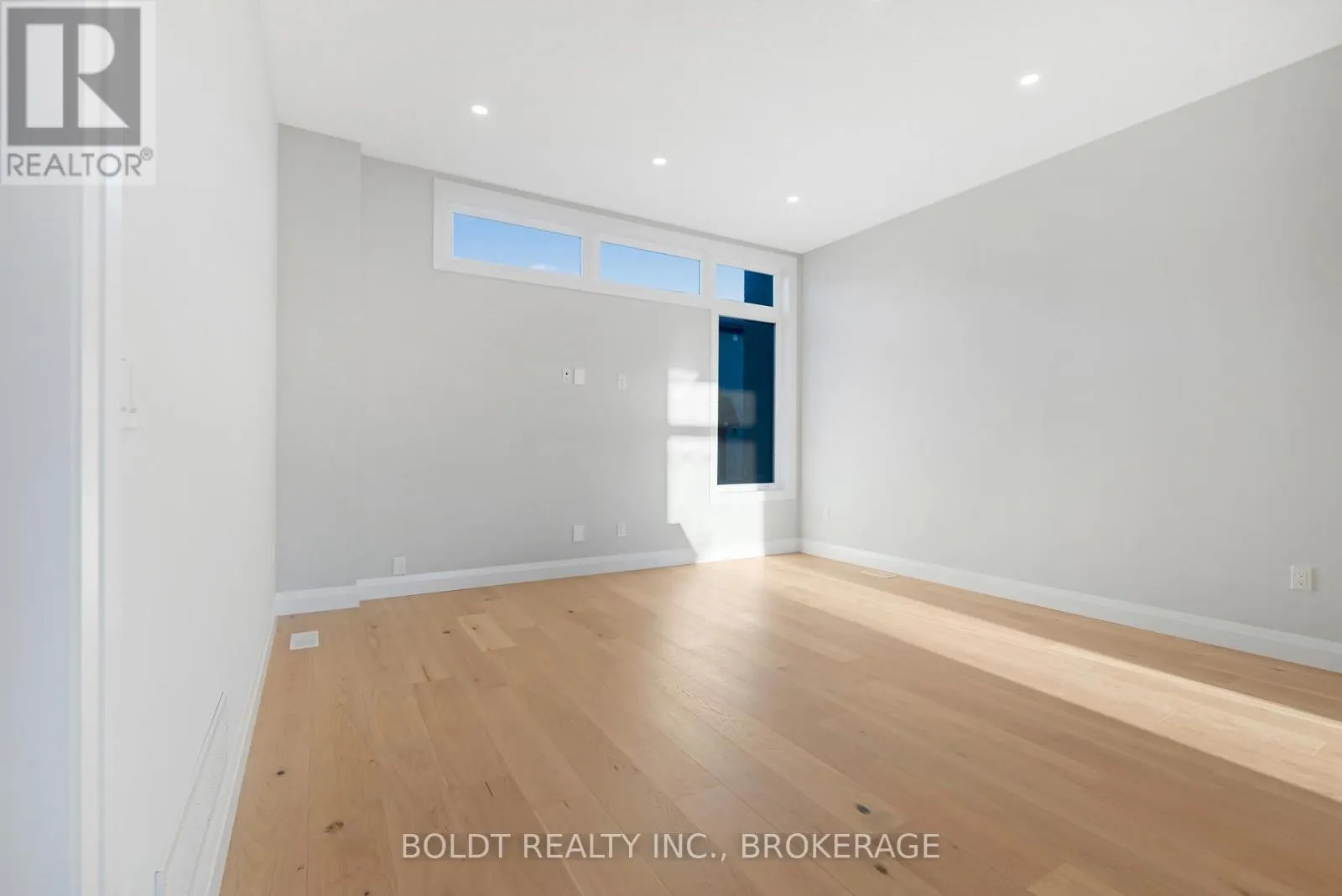 27 WELLSPRING WAY