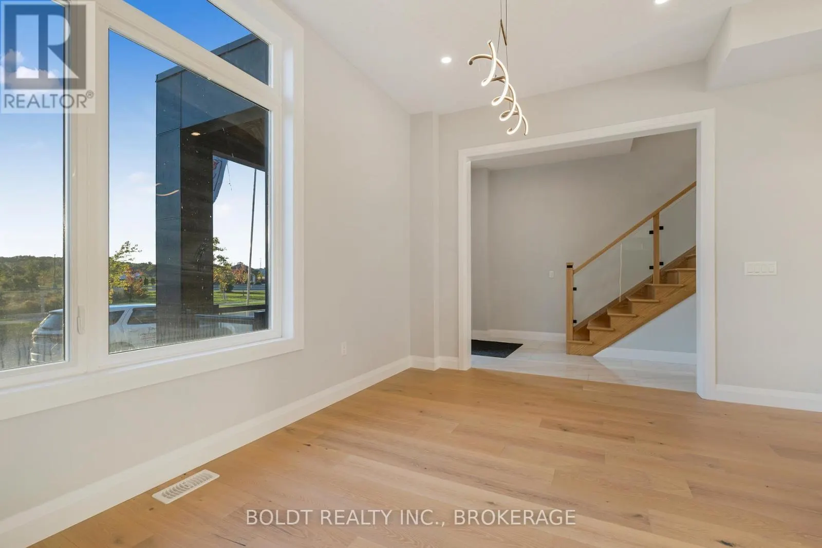 27 WELLSPRING WAY