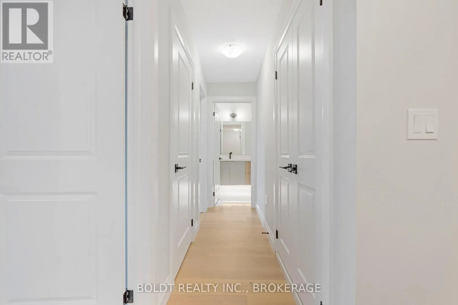 27 WELLSPRING WAY