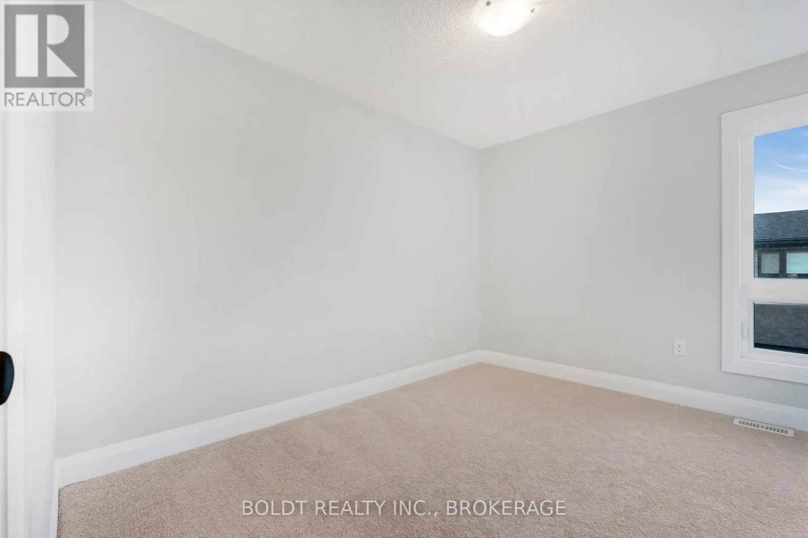 27 WELLSPRING WAY