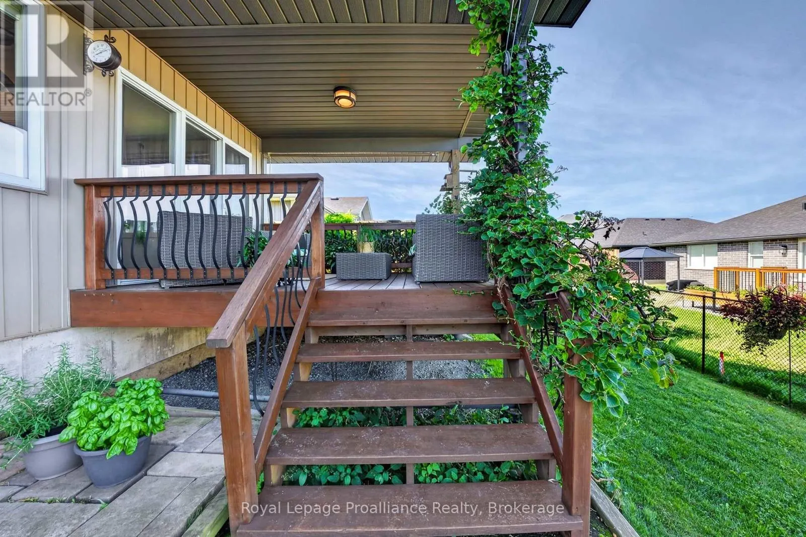 16 BUTTERNUT COURT