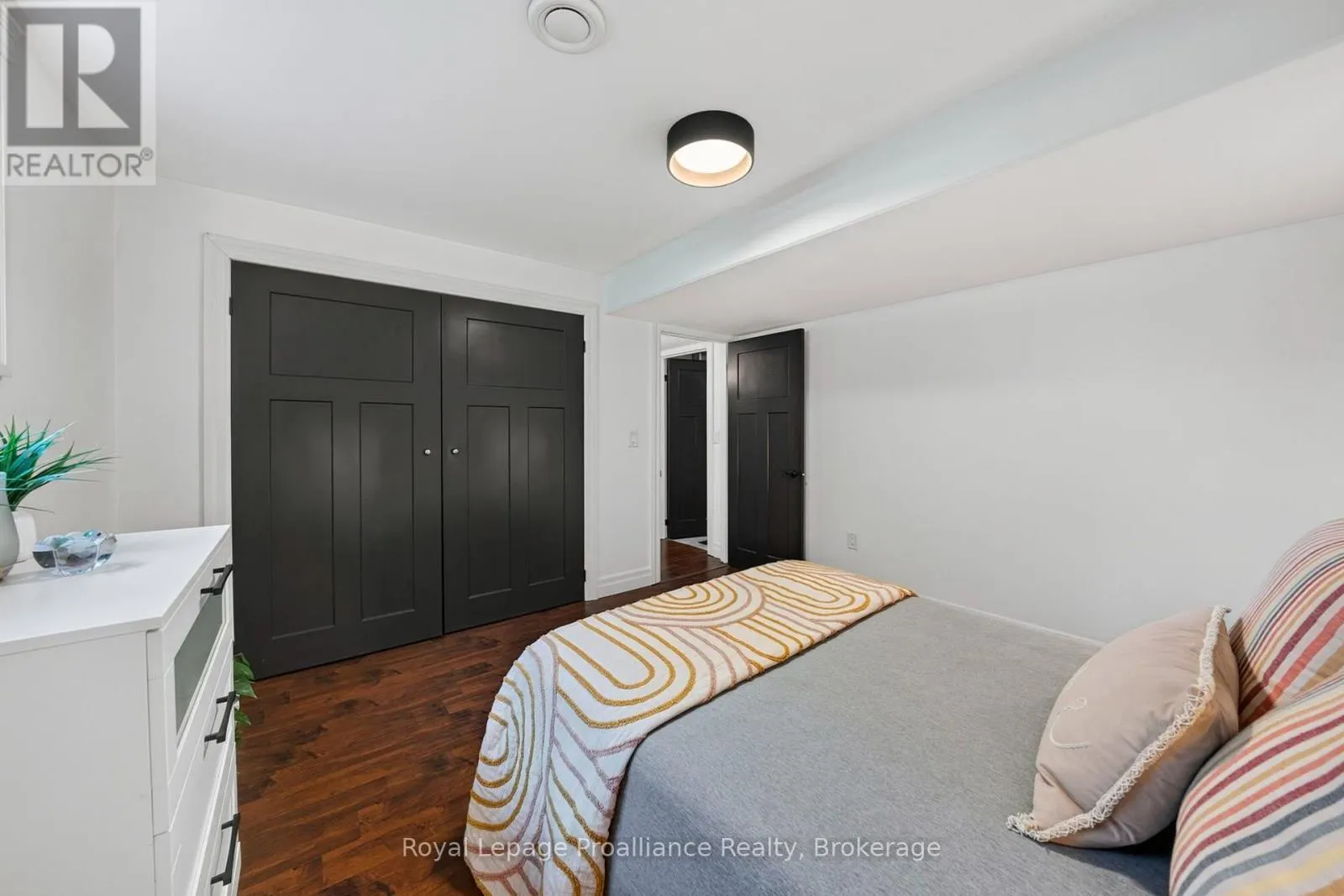 16 BUTTERNUT COURT