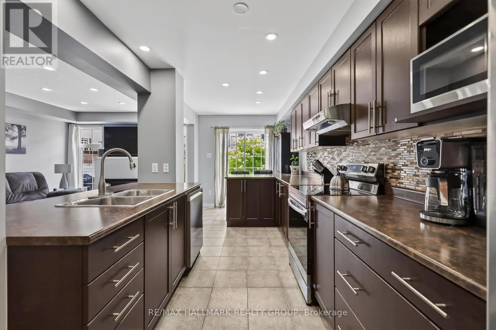 316 ALDWORTH PRIVATE