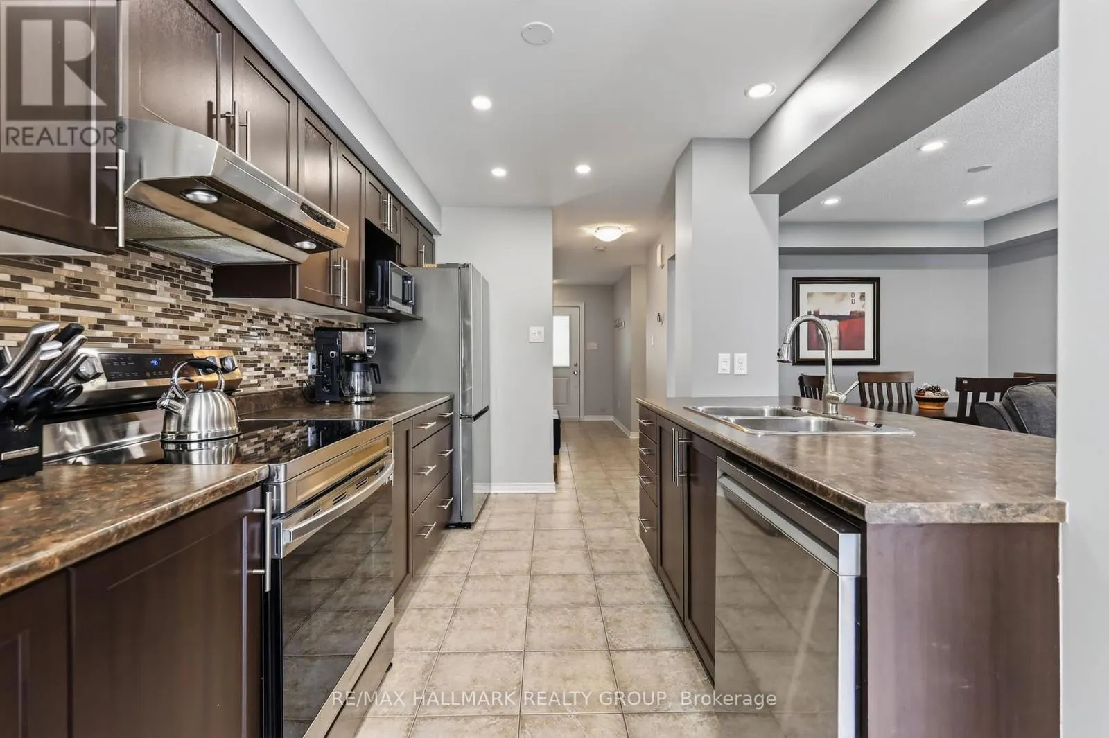 316 ALDWORTH PRIVATE
